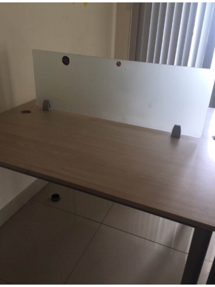 Thanh lý bàn làm việc cụm 2 chỗ hoà phát